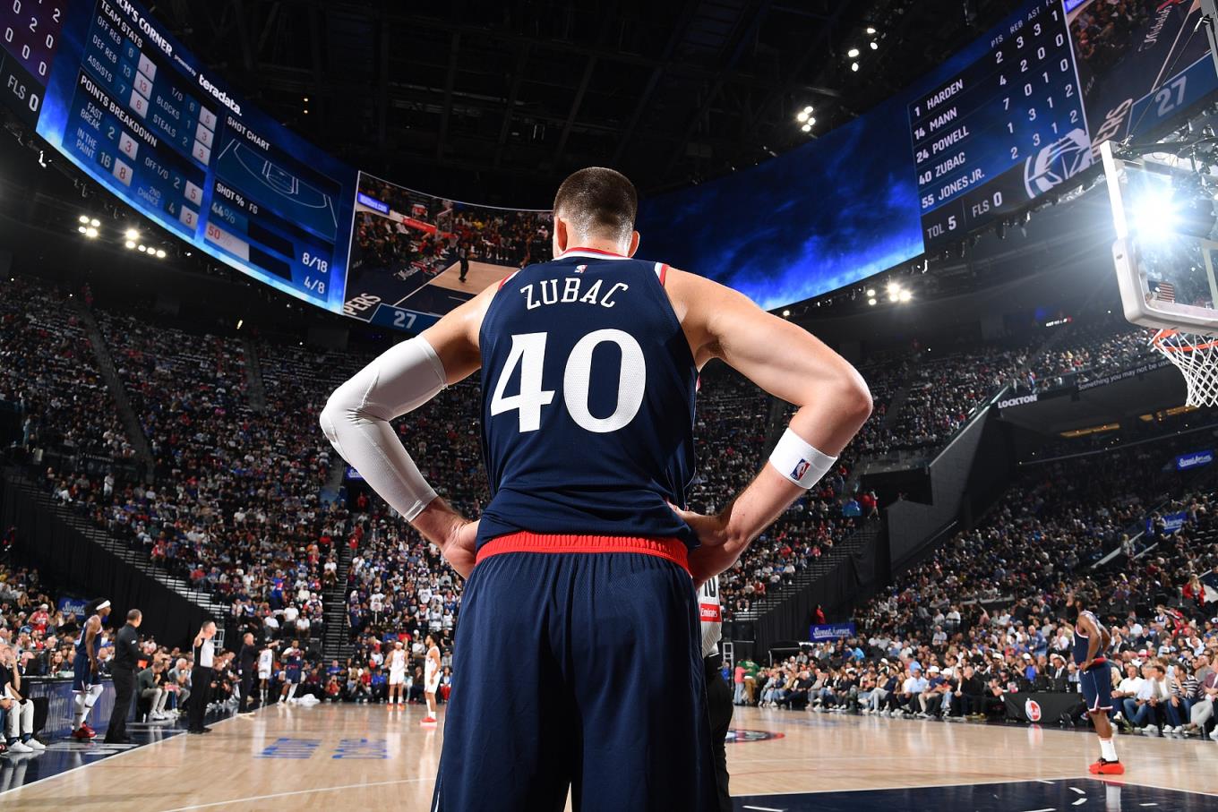 基德：祖巴茨给我们造成了很大伤害 我们已经拼尽全力了...